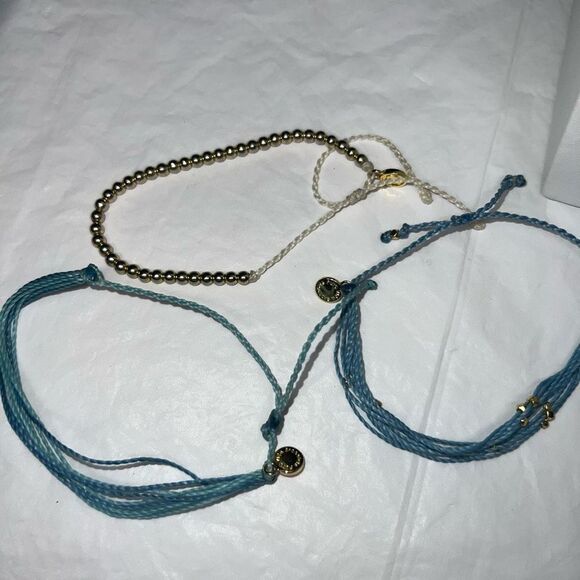 Pura Vida Set of Three Blue and Gold Bead Stackable Bracelets - Picture 1 of 15